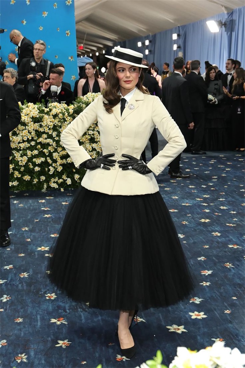 Women Formal Wear Black And White - Beyaz Kadın Ofis Takım Elbise Etek