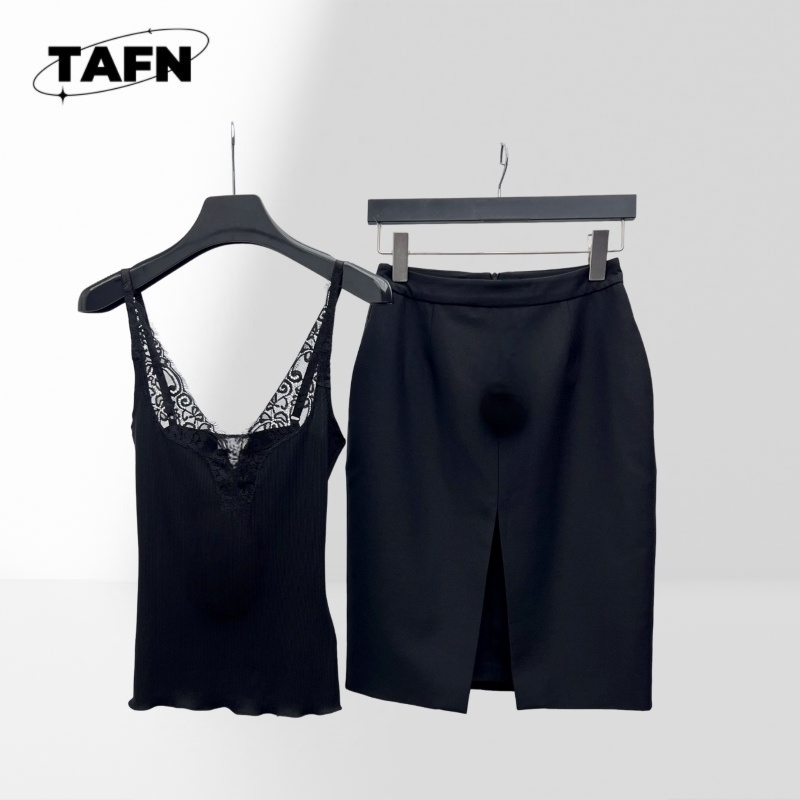 Women Formal Wear Set - Modaya Uygun Kadın Etek ve Üst