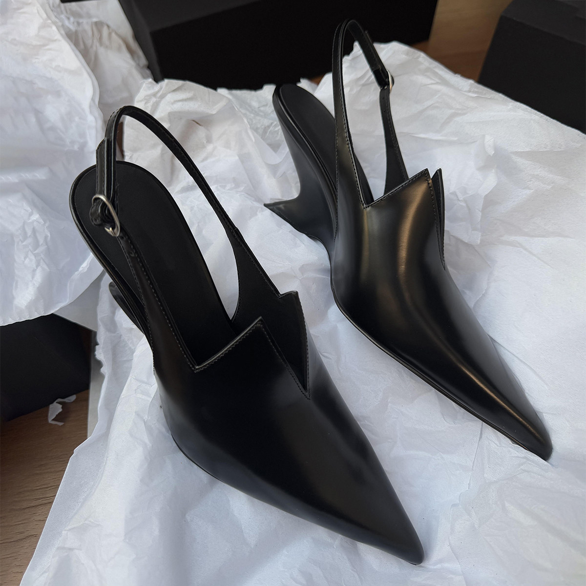 Bayanlar V Kesimli Slingback T - Women Formal Upper Wear incelemesi ve fiyatı