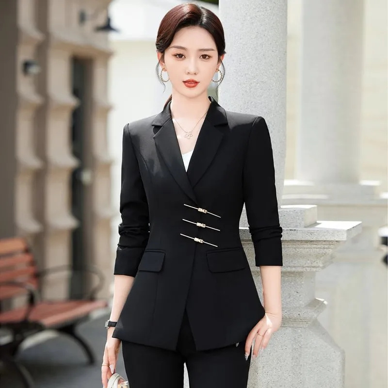 2025 Moda Beyaz Kırmızı Siyah  - Women Formal Wear Black And White incelemesi ve fiyatı